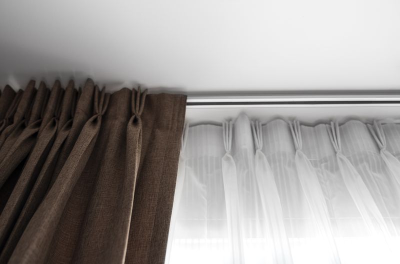 How to Select the Best Interlining Fabric for Heavy Curtains